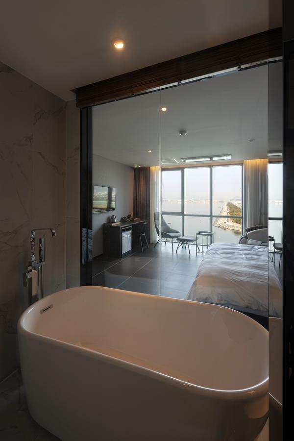 Brown-Dot Hotel Shinho 釜山 外观 照片