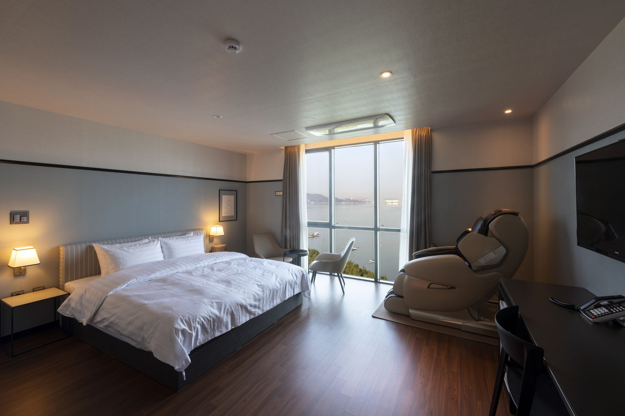 Brown-Dot Hotel Shinho 釜山 外观 照片