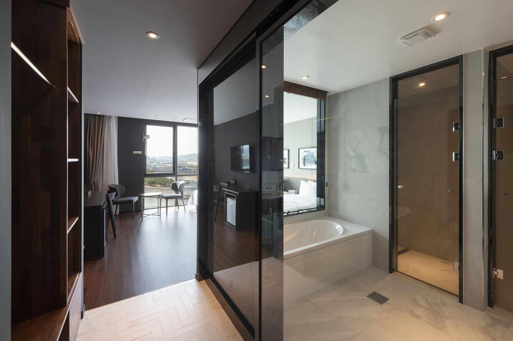 Brown-Dot Hotel Shinho 釜山 外观 照片